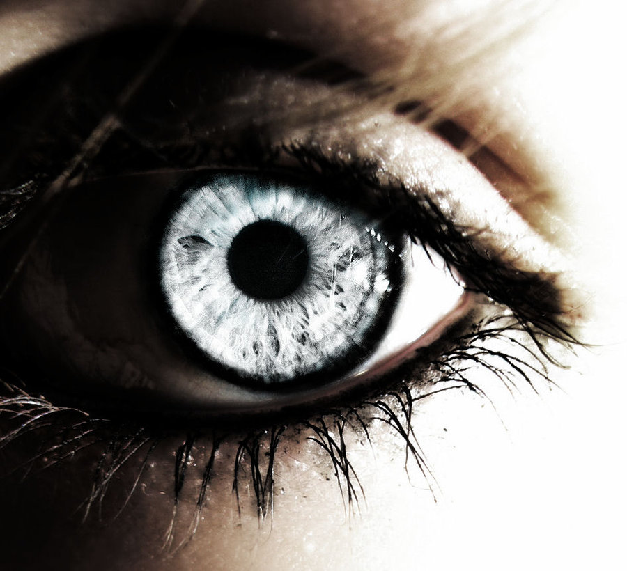 aiimg_Eyes35.jpg
