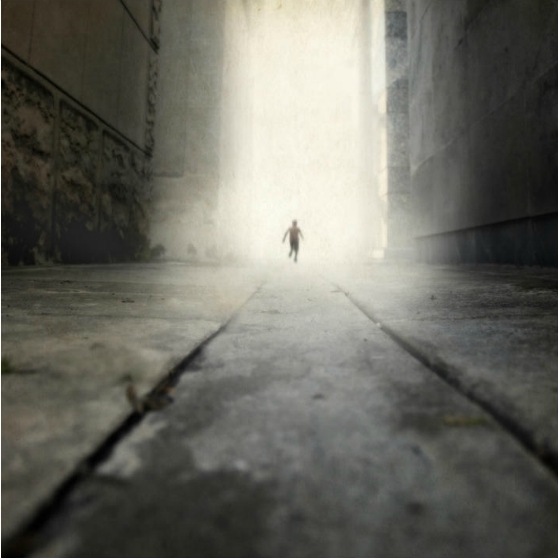 44368931201107081407234136451962190_003_640.jpg
